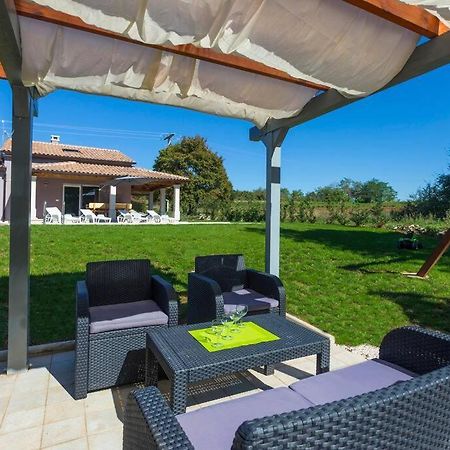 Modern House With Private Pool Villa Žminj Exterior foto